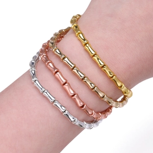 Bambus Hämatit Armbänder in Gold, Silber und Roségold mit polierter Metalloberfläche