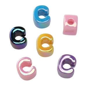 Perle colorate in acrilico con lettere UV e finitura iridescente per gioielli fai-da-te