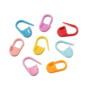 Set of 8 colorful plastic stitch markers for knitting and DIY sewing craft projects