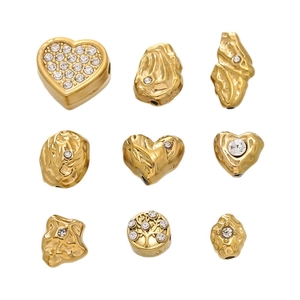 Pendentifs cœur en acier doré avec cristaux pour la création de bijoux DIY élégants