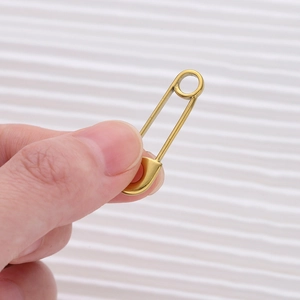 Detailed close-up of a high-polish 18K gold-plated sea turtle pendant for jewelry making