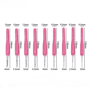 9pcs set of ergonomic TPR soft handle crochet hooks in sizes 2.0mm to 6.0mm for knitting