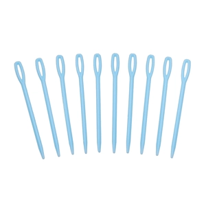 Set of 10 sky blue plastic sewing needles with large eyes for yarn and DIY crafts