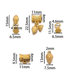 Detailed size specifications for gold lotus-shaped jewelry charms and DIY pendants