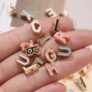 Handheld 10mm gold alloy colorful enamel alphabet beads for DIY jewelry making