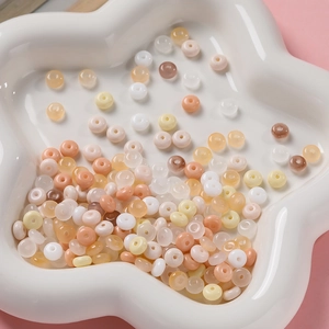 Vue détaillée de perles de verre pastel 3x6mm en forme d'abaque pour bijoux faits main