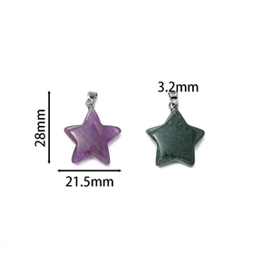 Sternförmiges Naturstein-Anhänger-Set mit Maßen 28mm x 21,5mm auf weißem Hintergrund