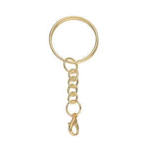 Detail of gold metal keychain set with 25mm ring, short chain and lobster clasp hooks