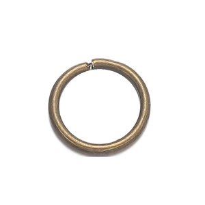 Macro view of 25mm antique brass jump ring connectors for DIY keychain making