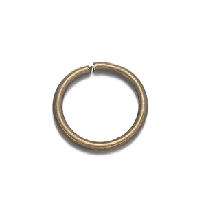 Detailed close-up of 25mm antique bronze metal split ring for DIY keychain accessories