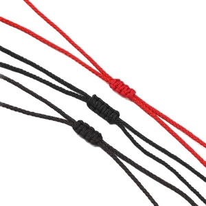 Cordons tressés ajustables en rouge, noir et marron pour la création de bijoux DIY
