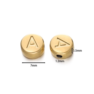 Perle ronde 7mm en acier inoxydable doré avec lettre A gravée pour création de bijoux