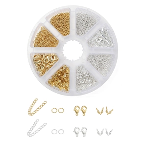 Detalle de caja de 8 compartimentos con cierres de langosta oro y plata para joyas DIY