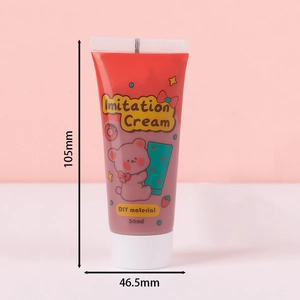 Detalle del tamaño del tubo de crema adhesiva de 50 ml para manualidades y fundas de móvil