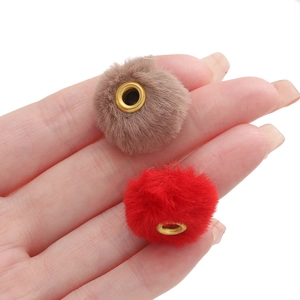 Cuentas de pelo sintético de conejo con ojales dorados para manualidades de joyería