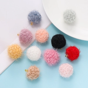 Breloques Pompons en Fausse Fourrure de Vison Avec Attaches en Métal DIY Artisanat Fait à la Main Fournitures de Bijoux pour Boucles d'Oreilles Porte-Clés Décoration