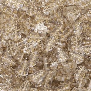 Detailansicht transparenter Acryl-Weihnachtsbaum-Perlen mit goldener Sternfolie für DIY