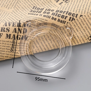 Makroansicht der transparenten Acryl-Perlenschale mit präzisen Messmarkierungen für DIY