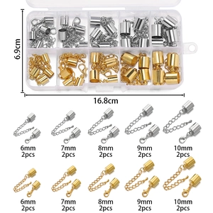 Sieraden DIY set met goud en zilver koorduiteinden en karabijnsluitingen in plastic doos