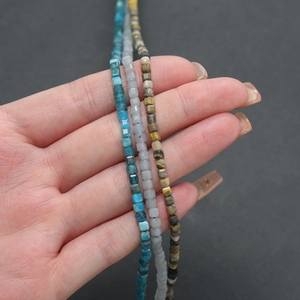 Perle a cubo in pietra naturale sfaccettata da 3mm in blu e grigio per gioielli DIY