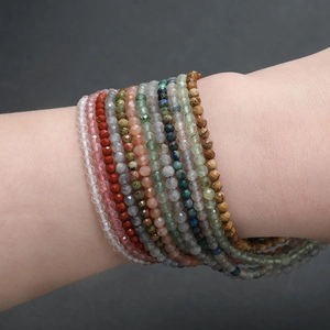 Set di braccialetti con perline sfaccettate in pietra naturale da 2-3mm in vari colori