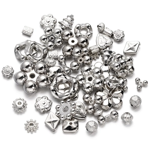 Varias cuentas espaciadoras CCB plateadas en forma de estrella y corazón para joyería DIY