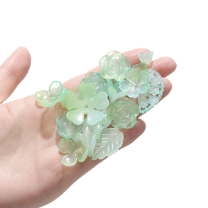 Lichtgroene gemengde acryl kralen in bloem- en bladvorm voor DIY handgemaakte sieraden