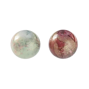 Détail de perles en verre impressionnistes de 10mm avec feuille d'or pour bijoux artisanaux