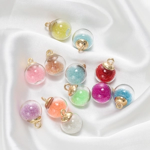 Pendentifs DIY en Verre Boule à Bulles Cœur Rond Perles de Rocaille Colorées Breloques en Alliage pour Bijoux Boucles d'Oreilles