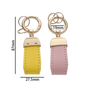 Detailed size specification for British style faux leather and gold alloy keychains