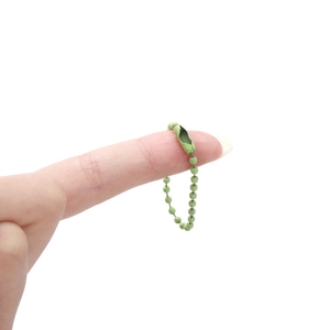 10 cm lichtgroene matte kogelketting met sluiting voor DIY-sieraden en tassenhangers