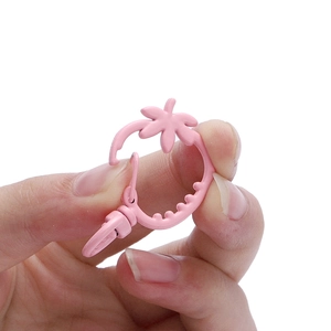 Chiusura a moschettone fragola rosa 36mm in metallo per portachiavi fatti a mano DIY
