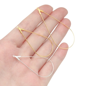 Gepolijste peervormige metalen hangers in goud en zilver voor doe-het-zelf sieraden