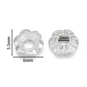 Nahaufnahme von 6mm 925 Sterling Silber Perlenkappen mit graviertem Blattmuster