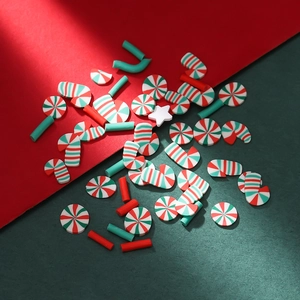 Details von Weihnachtliche Polymer-Clay-Scheiben mit Pfefferminz- und Zuckerstangen-Design