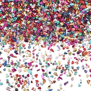 Pierres de verre colorées pour l'art en résine DIY et projets de décoration intérieure