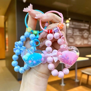 Simpatico Portachiavi a Sabbie Mobili a Cuore Luminoso Perline in Acrilico Fiocco Pendente Alfabeto Per Borsa Regalo Donna