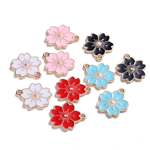 DIY Sakura kersenbloesem emaille hangers in diverse kleuren voor sieraden maken