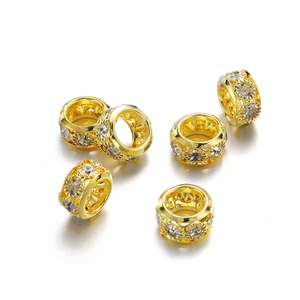 Vue détaillée d'intercalaires en strass dorés 10mm pour la création de bijoux DIY