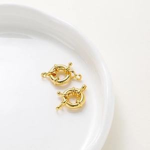 Detailed view of 14K gold-plated sailor clasps for DIY necklace jewelry making