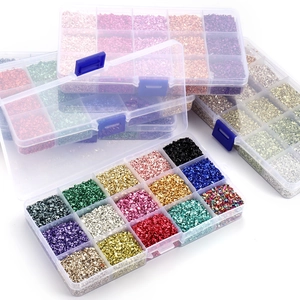 DIY Buntes Glasbruch-Set in 15-Fach-Box für Kunstharz und Terrarien-Dekoration