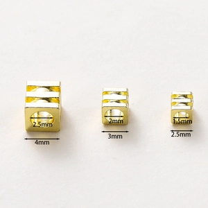 Cuentas espaciadoras cuadradas bañadas en oro 18K en 4mm, 3mm y 2,5mm para joyería DIY