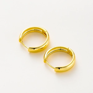 Polished 14K gold plated minimalist hoop earrings with classic mirror finish and snap closure