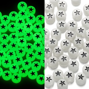 Perline acriliche luminose con motivo a stella e bagliore verde fluorescente al buio