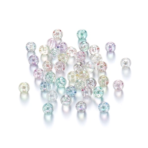 Macro-opname van 8-10mm acryl kralen met kleurrijke glitters en lovertjes voor DIY sieraden