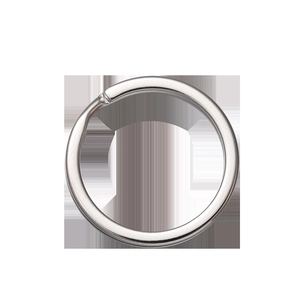 Detaillierte Draufsicht eines 36mm flachen Spiral-Schlüsselrings mit silberner Oberfläche