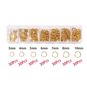 Detailansicht goldener DIY-Schmuck-Biegeringe-Set in 7 Größen in einer Aufbewahrungsbox