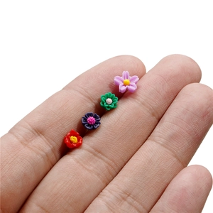 Abalorios de resina de 6 mm para decoración de uñas en colores mixtos sobre la yema del dedo