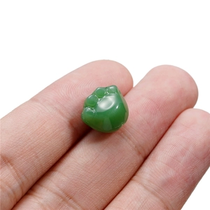 Simpatiche perline in vetro verde a forma di zampa di gatto per gioielli fai-da-te