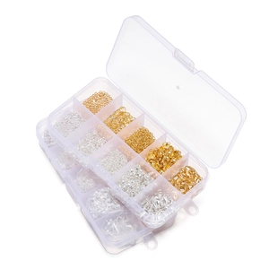 Kit de joyería DIY con cierres de langosta y anillas en una caja organizadora de 10 celdas